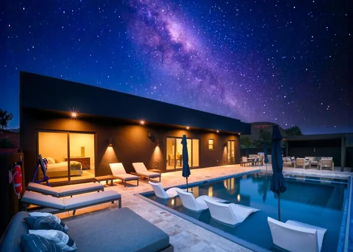 Luxe Sedona Retreat Private Heated Pool Spa Views