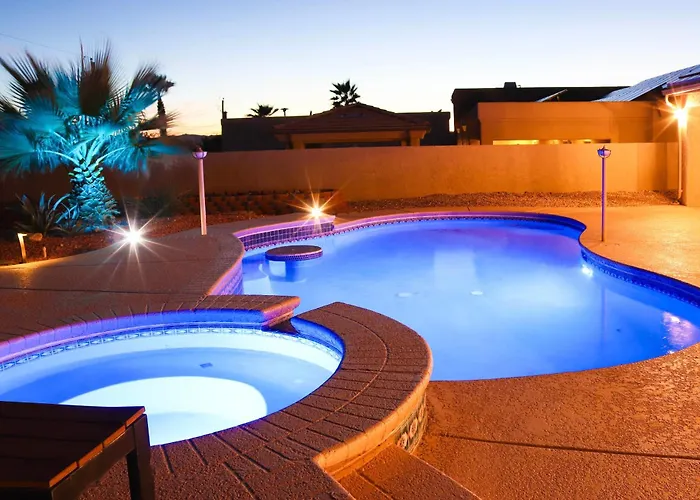 Private Pool, Spa! Updated Home Near London Bridge