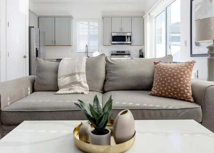 Landing Spectacular 2Bd Gym