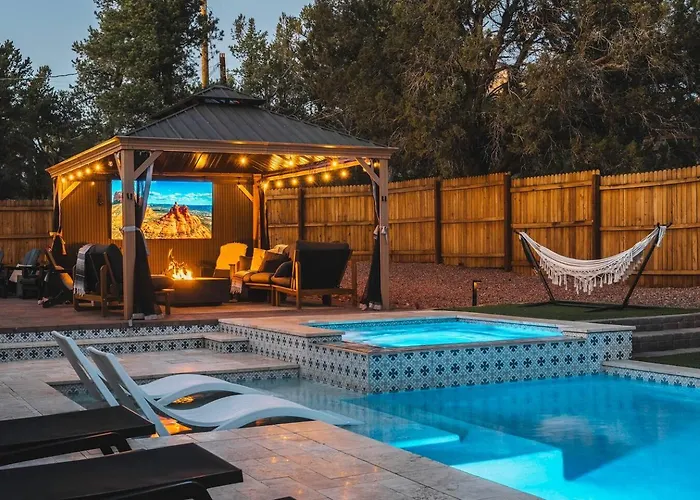 Ventana Roja - Heated Pool, Yoga Room, Hot Tub