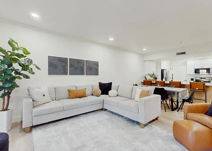 Luxury Resort-Style Extended Stay In Scottsdale!