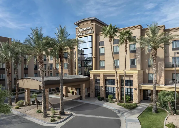 Hampton Inn & Suites Phoenix Glendale-Westgate