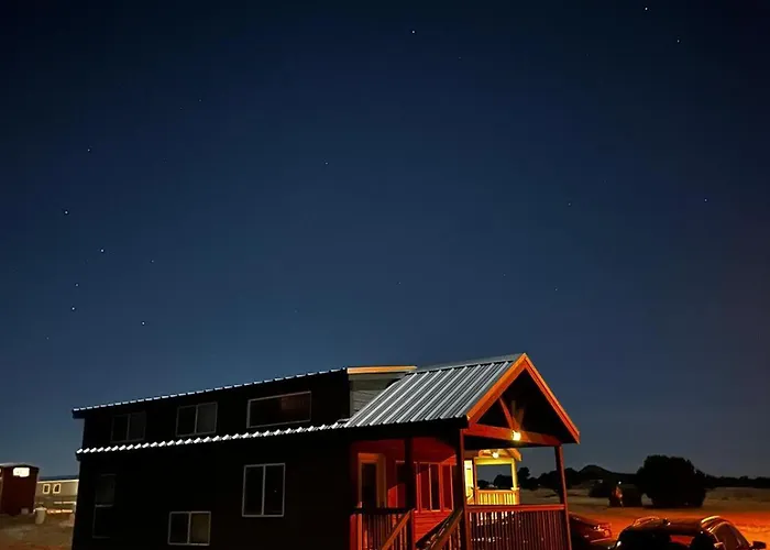 036 Tiny Home Nr Grand Canyon South Rim Sleeps 8 - Full Kitchen
