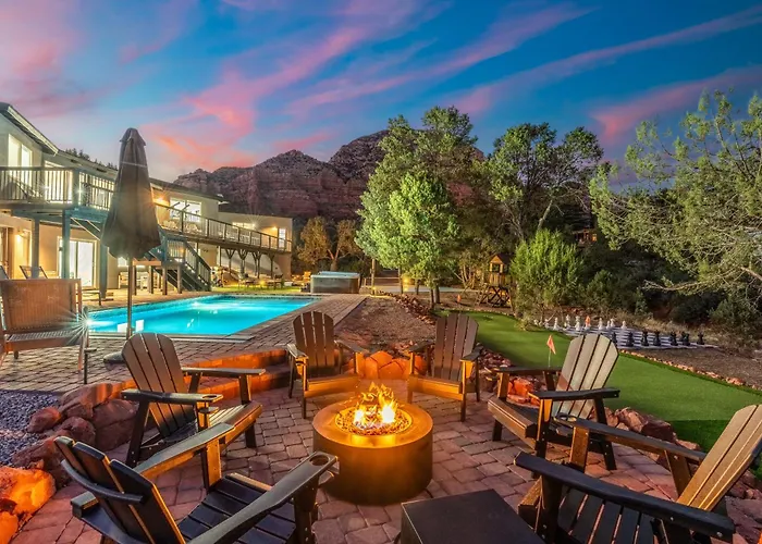 Stunning Red Rock Views | Pickleball, Pool, Hot Tub & Theater