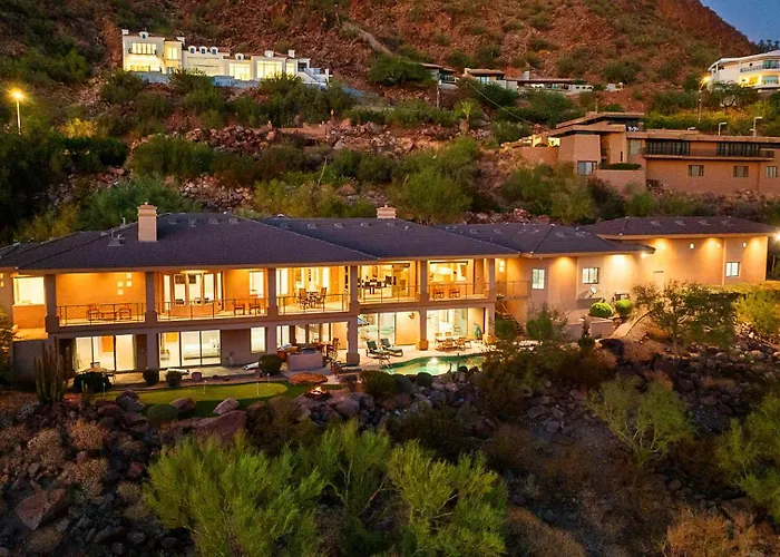 Luxury On Camelback Mountain