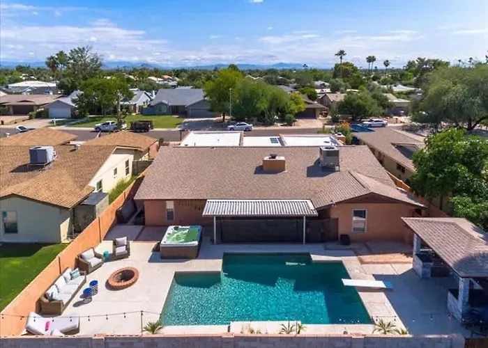 Huge Pool Hot Tub Outdoor Kitchen Pool Table
