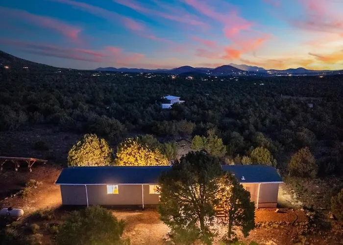 Tranquil 12-Acre Haven By Grand Canyon Awaits