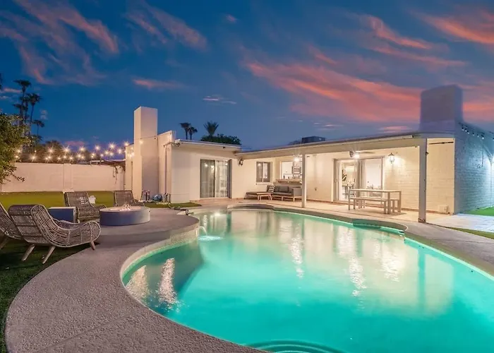 Heated Pool Mini Putt Large Backyard Oasis