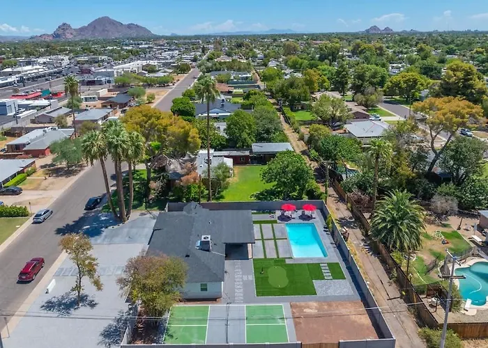 Downtown Phoenix Pool Pickleball Mini Putt Home Az