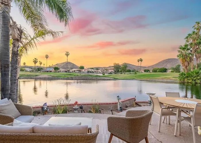 Lakeside Home With Private Patio Grill Golf View