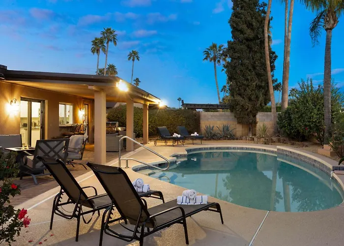 Desert Nights Retreat Pool & Firepit