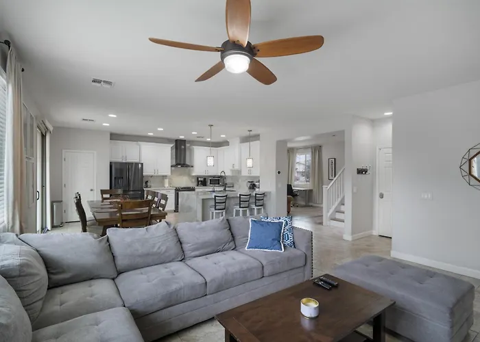 Westgate Retreat, Family & Pet-Friendly 4Br Home