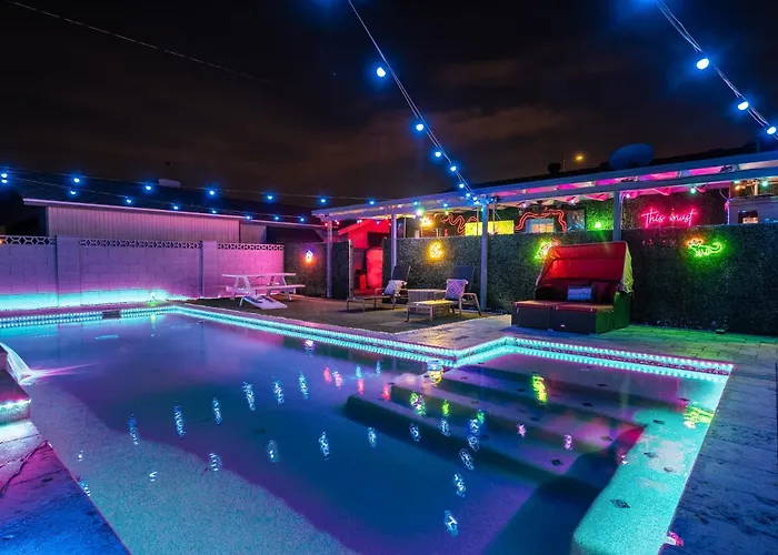 Poolside Nights & Neon Vibes! Scottsdale Escape