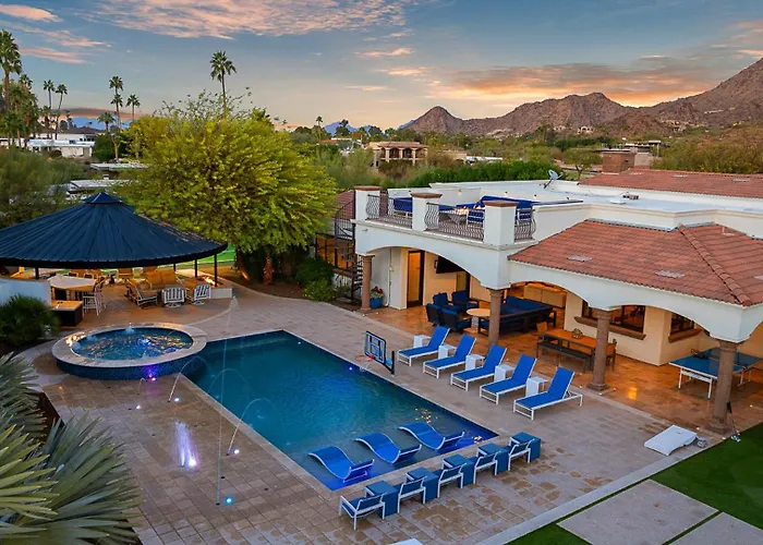 Paradise Valley Manor Pool, Spa, Pickleball, Views