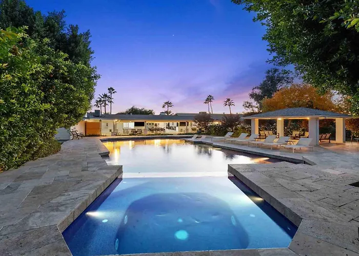 Luxury Scottsdale Retreat With Pool, Spa & Sauna