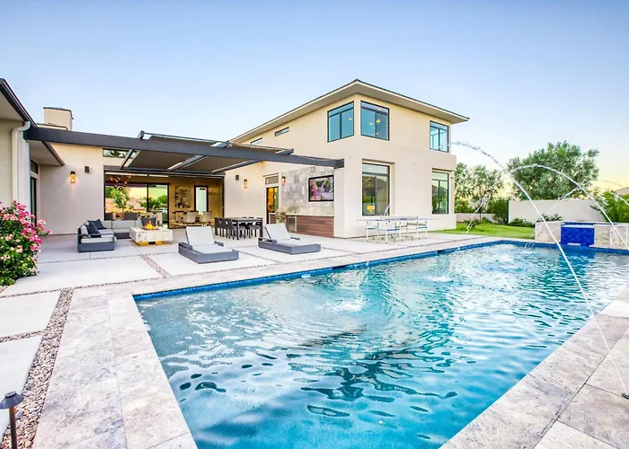 Luxury Retreat With Pool, Spa, Views & Casita