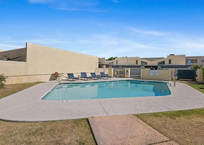 Edens Escape Comfort, Style And Prime In Phoenix By Kivoya