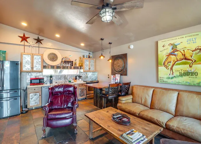 Private Courtyard & Swim Spa Access In Tucson