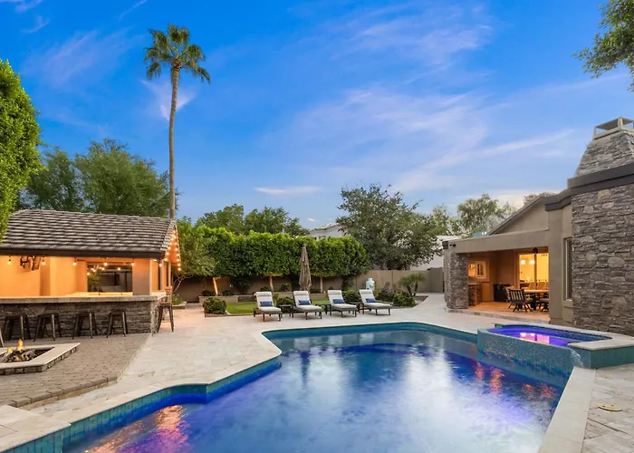 Agave - Paradise Valley Biltmore Area Luxury Home And Amazing Pool Family Friendly