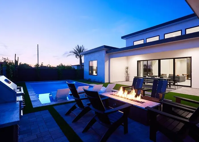 Luxe - Ember - Pool Heat Available - Fire Pit