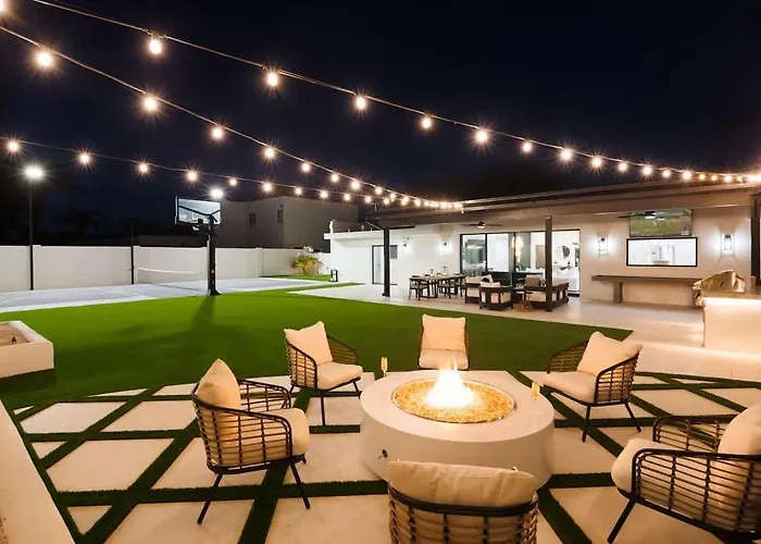 D&G Retreat-Resort Style Backyard-North Scottsdale