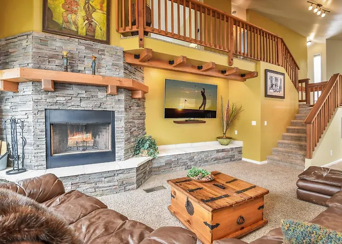 Utopia End-Unit Townhome On The 18Th Hole Pool Table Fun Porch With Great Views