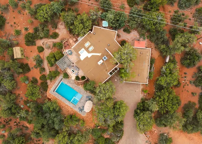 Prime Location In Chapel - Heated Pool & Spa | Red Rock Views | Hot Tub