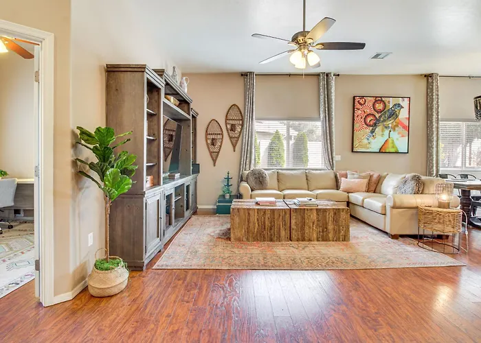 Private Patio + Gazebo: Show Low Hideaway!