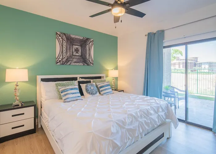 Walk To Kierland Golf! Remodeled 2Br Luxury Suite