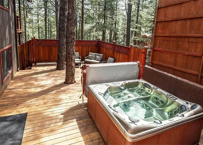 Eternal Treehouse Hot Tub Outdoor Paradise Entertainment Scenic Pine Views