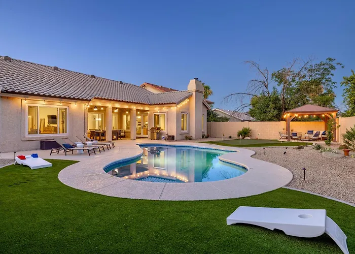 Shadow Mountain Retreat- Perfect Location Pool Games Hikers Retreat