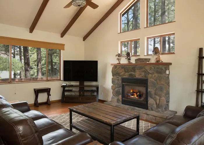 Burning Tree Lodge - Forest Views Fire Pit AC Pet&Family Friendly
