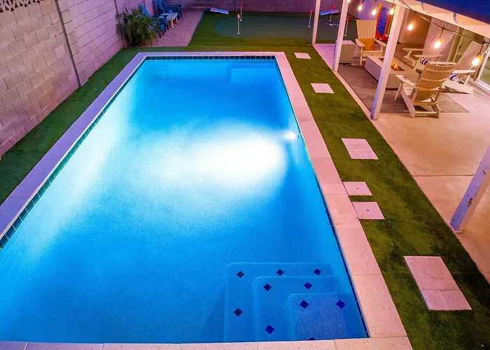 Oldtown Scottsdale Paradisewalking Distanceputting Greenmovieprojectorhottub