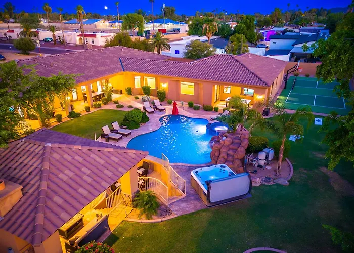 MIllionDesertDreamWaterslidePickleballCrtGolf