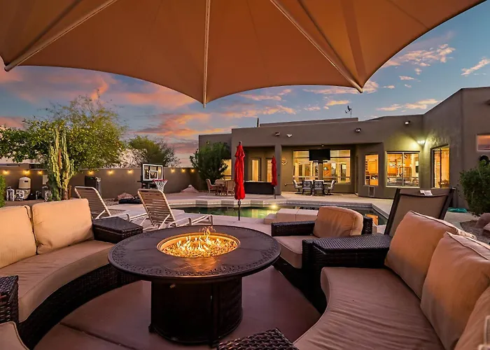 5Br Pool Patio Outdoor Tv & In-Pool Hoops