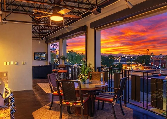 Vantage - Rooftop Patio - Heart Of Old Town
