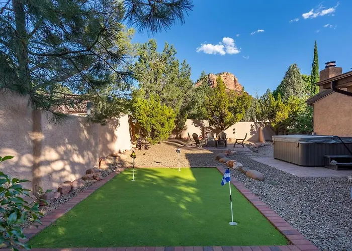 Close To Trails With Hot Tub Putting Green Fire Pit
