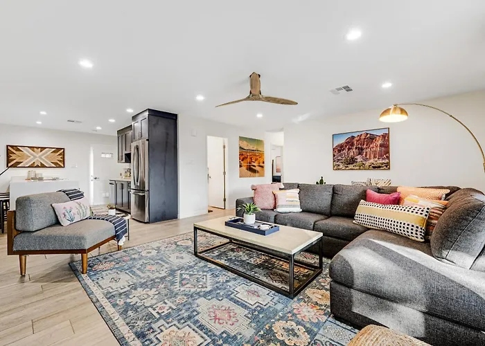 Scottsdale Escape