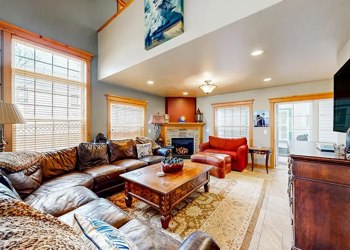 Flagstaff Fantasy - Entire Property