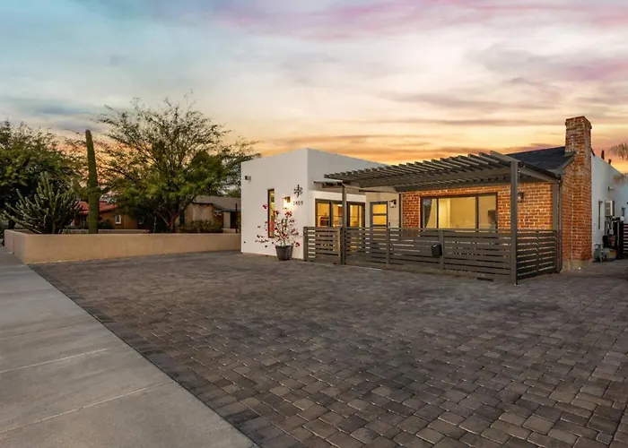 House And Casita, Total Of 4 Bedroom And 3 Ba, Sam Hughes