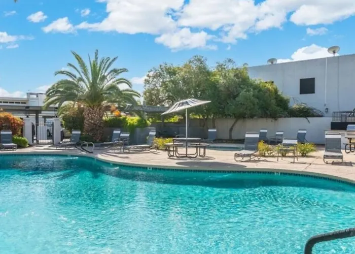 Scottsdale - Heated Pool, Hot Tub, Free Coffee Free Wi-Fi