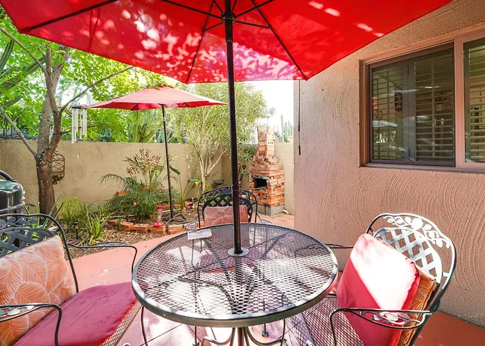 Pool Access & Private Patio! Prime Arcadia Condo