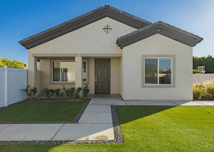 Fully Furnished Az Home-Ideal For Extended Stays