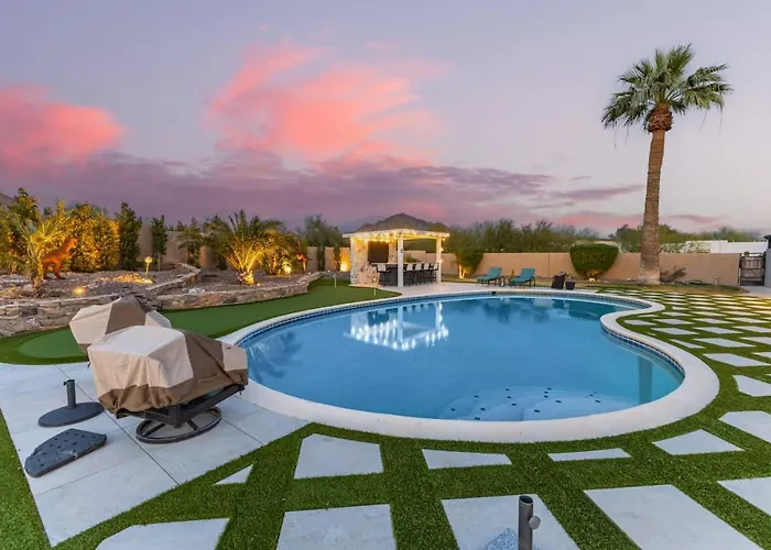 Spacious Camelback View Home With Pool & Firepit