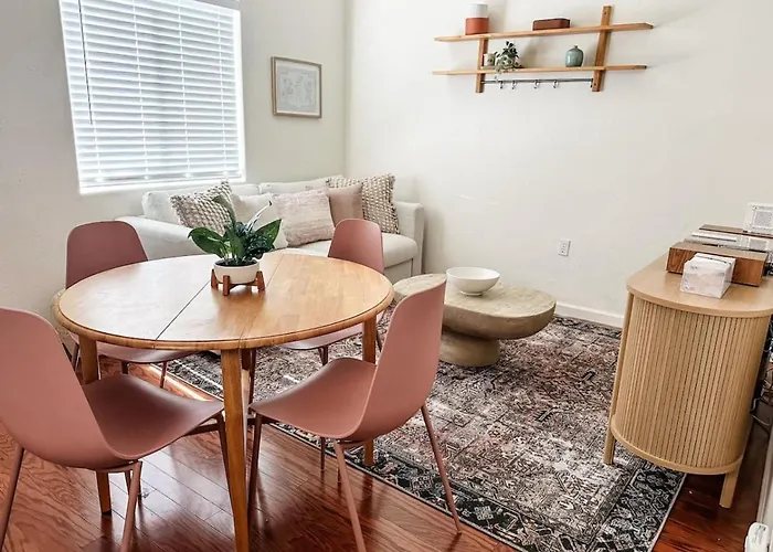 Central And Cozy, 1 Bedroom 1 Ba, Near Alvernon Park