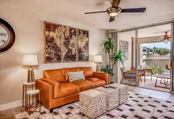 Modern And Sophisticated Old Town Scottsdale Gem