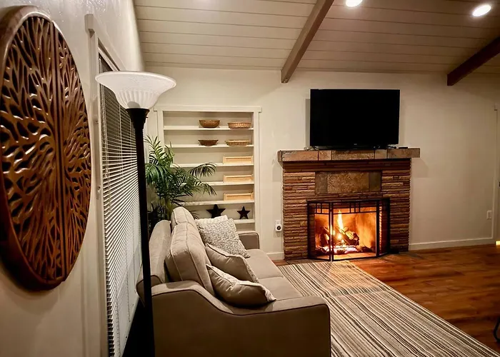 Solara Vortex Retreat *Peaceful *Wi-Fi * Smart Tv