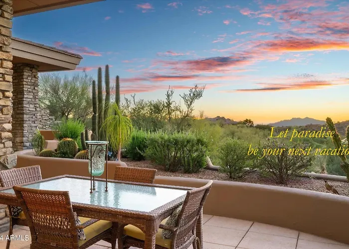 Luxury 2-Suite Desert Villa