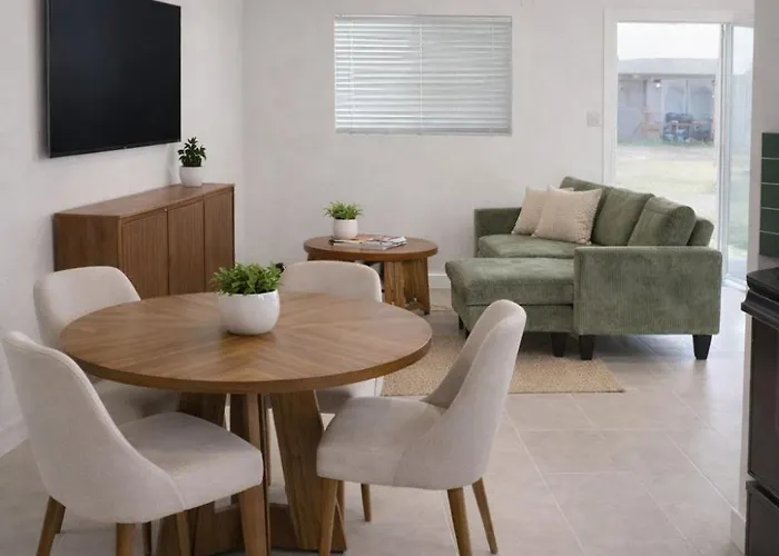 Newly Remodeled Modern 2Br In Heart Of Scottsdale!