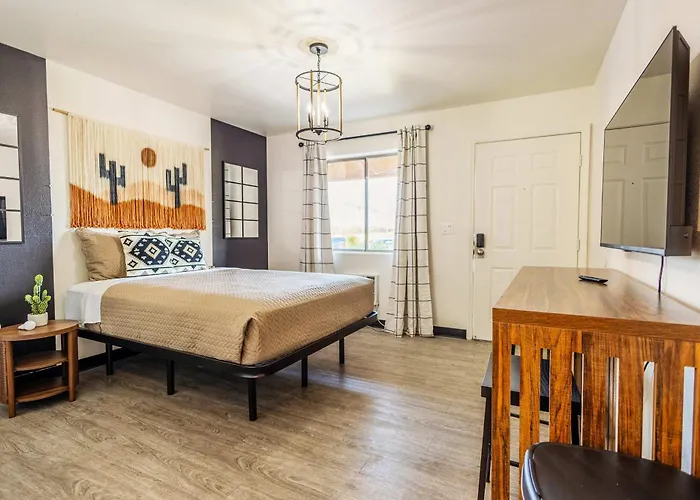Tolleson Studio Home With Pool Access